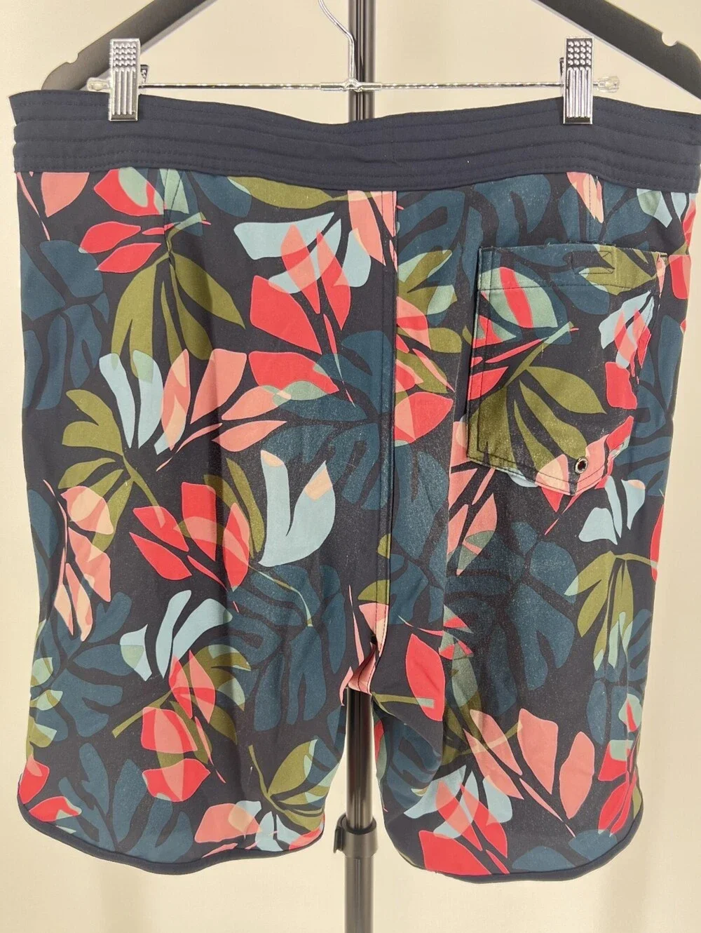 Old Navy Swim shorts Size 34 (1-33) Men's